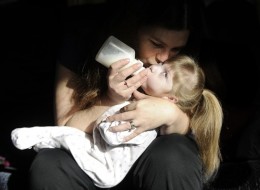 Gabby Williams y su madre.