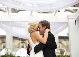 Guess model Ashley Diana Morris tied the knot with West Vancouver's Geoffrey Gillespie in the Bahamas on Nov. 9.