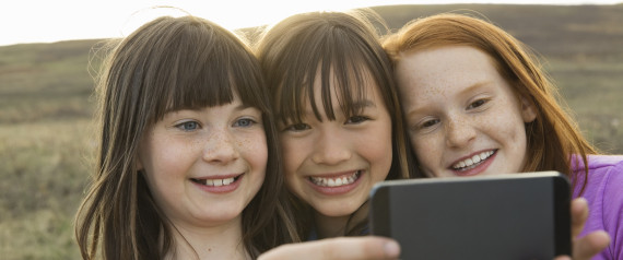 http://www.huffingtonpost.com/diana-graber/kids-tech-and-those-shrinking-attention-spans_b_4870655.html
