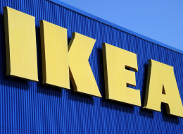 Ikea claims that an alleged incident in which a manager told a mother not to breastfeed while standing in line never actually happened.