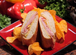 Receta de sándwich cubano de chef Cheo.