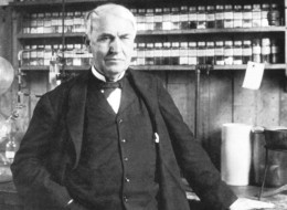 UNSPECIFIED - CIRCA 1754: Thomas Alva Edison (1847-1931) American inventor, in his laboratory at Menlo Park, (Photo by Universal History Archive/Getty Images)