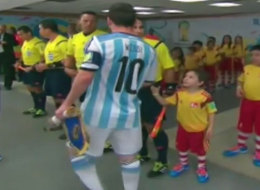 Messi ignoró al pequeño guatemalteco Agustín Illescas