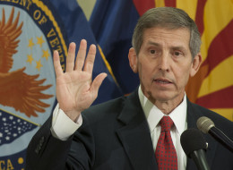 PHOENIX, AZ - JUNE 5: New Acting Secretary of Veterans Affairs Sloan Gibson. (Photo by Laura Segall/Getty Images)