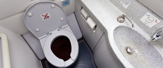 n-AIRPLANE-LAVATORY-large570.jpg