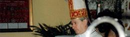 Image for Albenga, selfie nudi sul web e toccatine in processione