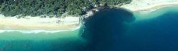 Image for La plage s'effondre sous les pieds des touristes