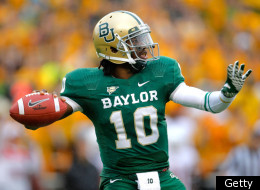 WACO, TX - DECEMBER 03: Robert Griffin III #10 of the Baylor Bears looks to pass during a game against the Texas Longhorns at Floyd Casey Stadium on December 3, 2011 in Waco, Texas. (Photo by Sarah Glenn/Getty Images)