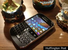 BlackBerry Bold 9900 Review
