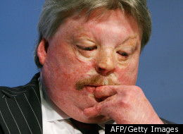Simon Weston will challenge Alun Michael for the South Wales Police Commissioner Job