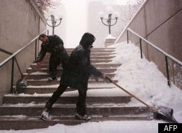 La Ville de Montréal procède à sa troisième opération de chargement de la neige de la saison. (Archives AFP)