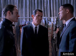 Men in Black 3 trailer promises special effects, time travel and a giant fish