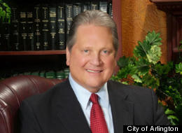 Arlington Mayor Robert Cluck is facing an ethics complaint following a comment he allegedly made about Mexicans.