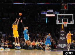 Kobe's late 3-pointer lifted the Lakers past the Hornets.