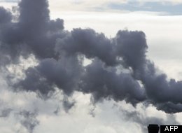 Le niveau des émissions canadiennes de gaz à effet de serre (GES) est resté stable en 2010, malgré une économie en croissance. (AFP)