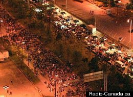 La manifestation sur Viger. (Radio-Canada.ca)
