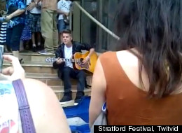Justin Bieber unexpectedly took to the steps of the Avon Theatre in Stratford, Ont. Saturday to sing 'Baby.' (Stratford Festival, Twitvid)