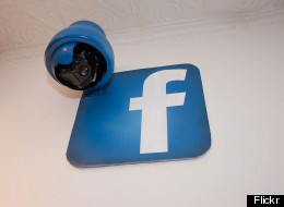 Facebook est souvent accusé de ne pas respecter la vie privée de ses clients. (Photo par Poster Boy NYC)