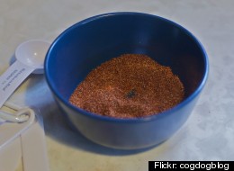 A thief in Mussafah, Abu Dhabi, stole $4,300 worth of jewels from a store by throwing chili powder in the salemens' faces, causing their eyes to burn.