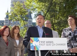 François Legault présentait sa plateforme électorale le dimanche, 12 août 2012. (PC/Jacques Boissinot)