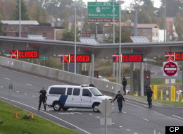 The Peace Arch border crossing was closed Tuesday after a guard was shot. (CP)