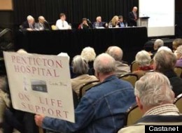 Penticton residents rally for upgrades at what they call an outdated hospital. (Deborah Pfeffer, Castanet.net)